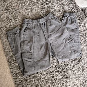 💿 Grey Cargo Pants